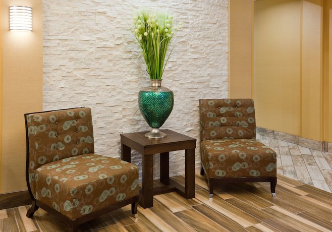 Imagen de los interiores del Hotel Holiday Inn Express And Suites Davenport, An Ihg. Foto 18
