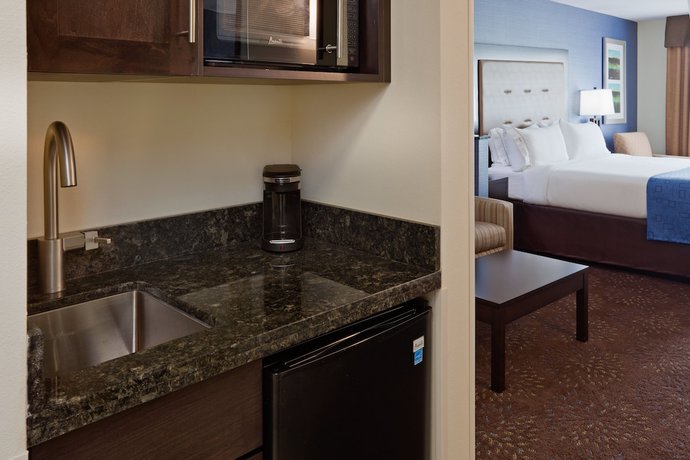 Imagen de la habitación del Hotel Holiday Inn Express And Suites Davenport, An Ihg. Foto 9