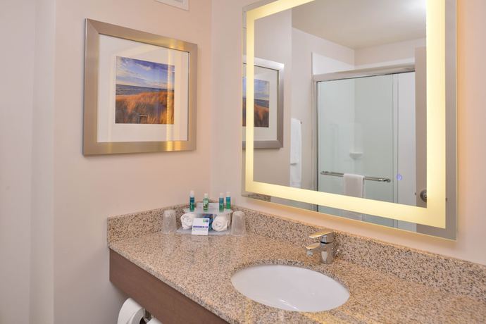 Imagen de la habitación del Hotel Holiday Inn Express And Suites Dearborn Sw - Detroit Area, An Ihg. Foto 10
