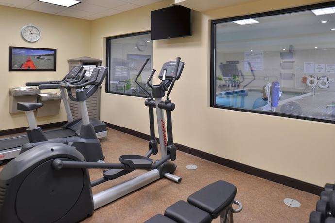 Imagen de los interiores del Hotel Holiday Inn Express And Suites Dearborn Sw - Detroit Area, An Ihg. Foto 17