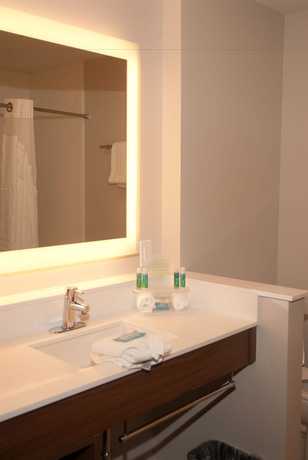 Imagen de la habitación del Hotel Holiday Inn Express And Suites Decatur, An Ihg, Decatur. Foto 6