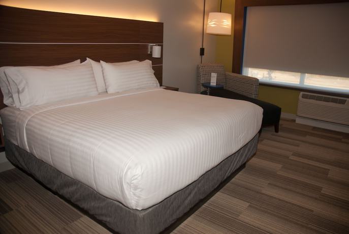 Imagen de la habitación del Hotel Holiday Inn Express And Suites Decatur, An Ihg, Decatur. Foto 8