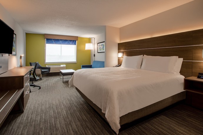 Imagen de la habitación del Hotel Holiday Inn Express And Suites Deland South, an IHG Hotel. Foto 13