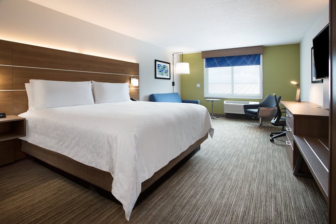 Imagen de la habitación del Hotel Holiday Inn Express And Suites Deland South, an IHG Hotel. Foto 14