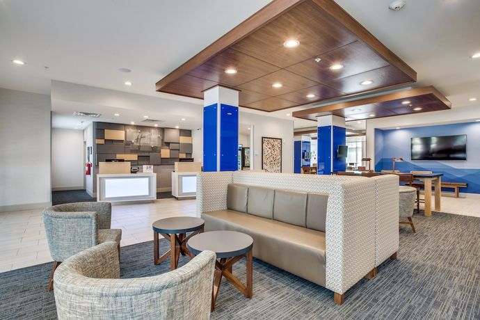 Imagen de los interiores del Hotel Holiday Inn Express And Suites Denton South, An Ihg. Foto 20