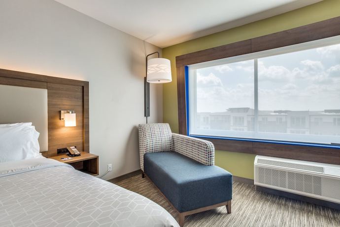 Imagen de la habitación del Hotel Holiday Inn Express And Suites Denton South, An Ihg. Foto 14
