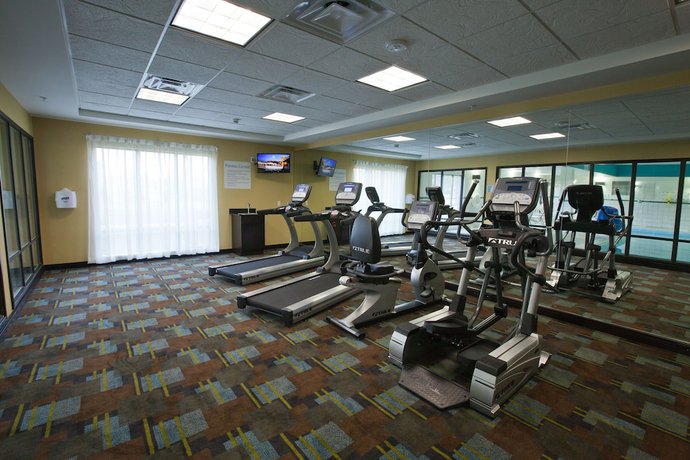 Imagen de los interiores del Hotel Holiday Inn Express And Suites Detroit North-troy. Foto 19