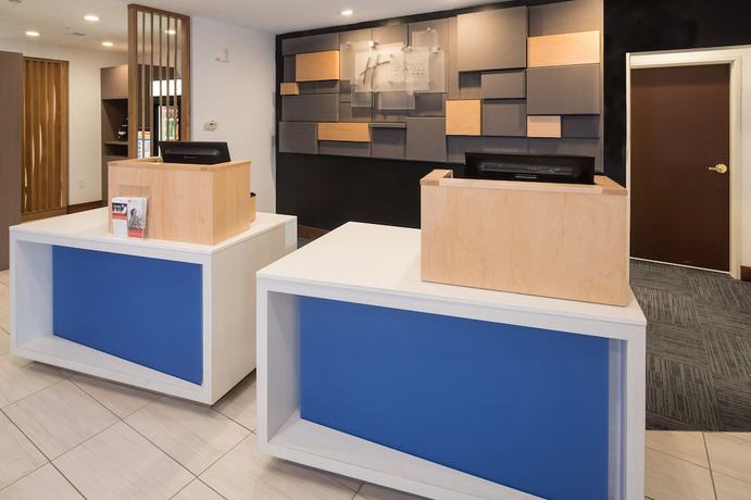 Imagen de los interiores del Hotel Holiday Inn Express And Suites Detroit - Utica, An Ihg. Foto 19