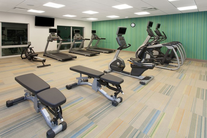 Imagen de los interiores del Hotel Holiday Inn Express And Suites Detroit/sterling Heights, An Ihg. Foto 17