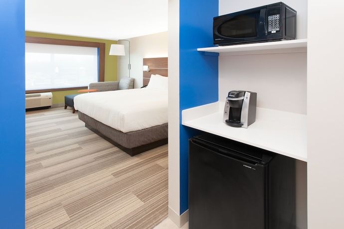 Imagen de la habitación del Hotel Holiday Inn Express And Suites Detroit/sterling Heights, An Ihg. Foto 13