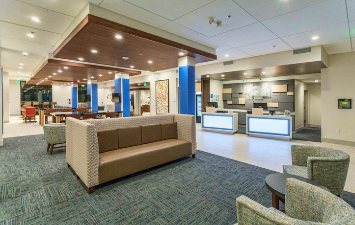 Imagen de los interiores del Hotel Holiday Inn Express And Suites Dodge City, An Ihg. Foto 20