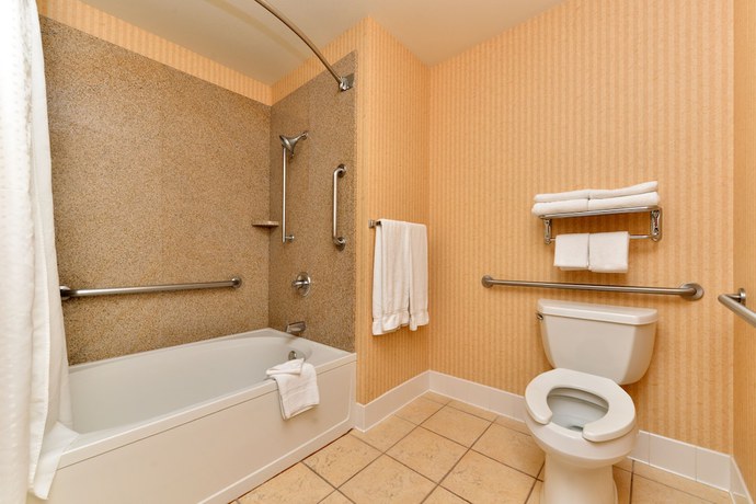 Imagen de la habitación del Hotel Holiday Inn Express And Suites Elk Grove Central - Hwy 99, An Ihg. Foto 13