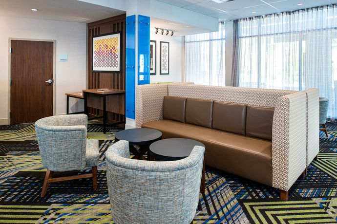 Imagen de los interiores del Hotel Holiday Inn Express And Suites Elko, An Ihg. Foto 19