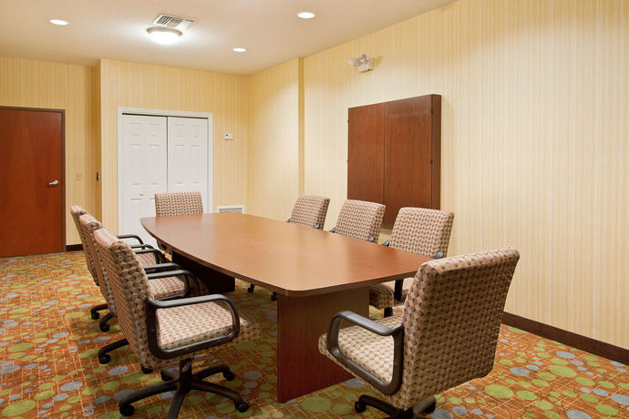 Imagen de los interiores del Hotel Holiday Inn Express And Suites Enterprise. Foto 10
