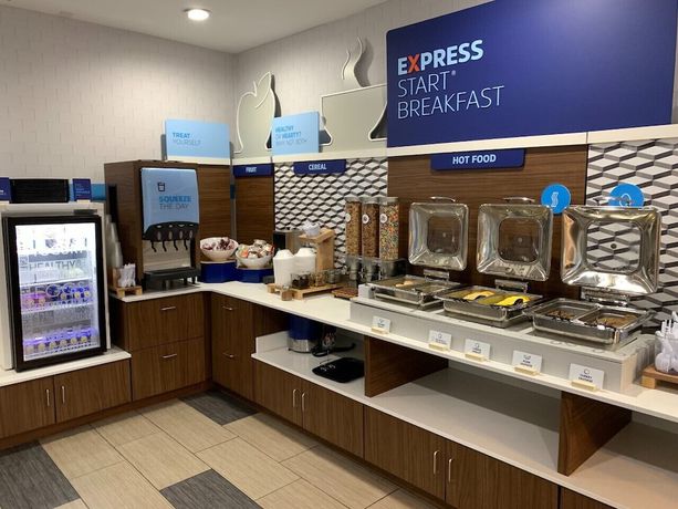 Imagen del bar/restaurante del Hotel Holiday Inn Express And Suites Evansville North, An Ihg. Foto 2