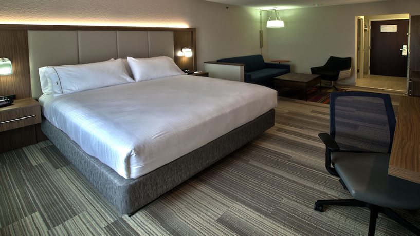 Imagen de la habitación del Hotel Holiday Inn Express And Suites Evansville North, An Ihg. Foto 6