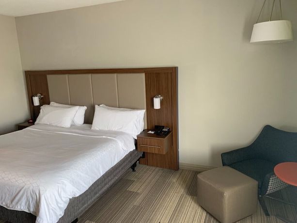 Imagen de la habitación del Hotel Holiday Inn Express And Suites Evansville North, An Ihg. Foto 12