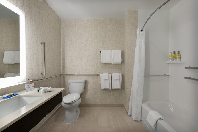 Imagen de la habitación del Hotel Holiday Inn Express And Suites Fayetteville South, an IHG. Foto 13