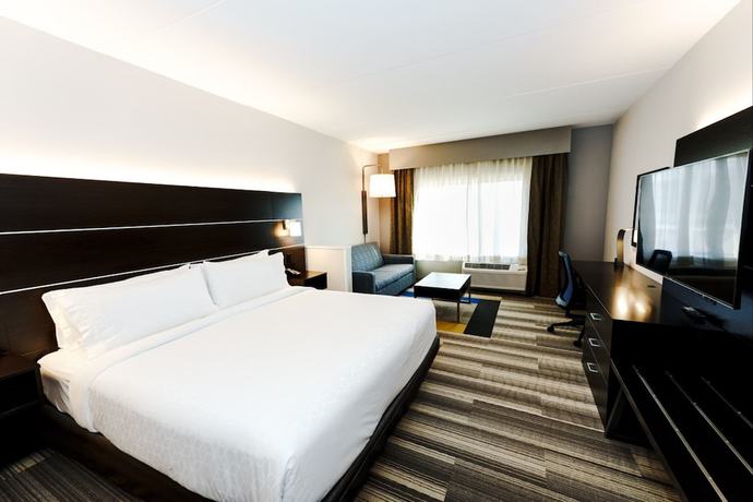 Imagen de la habitación del Hotel Holiday Inn Express And Suites Franklin - Berry Farms, An Ihg. Foto 12
