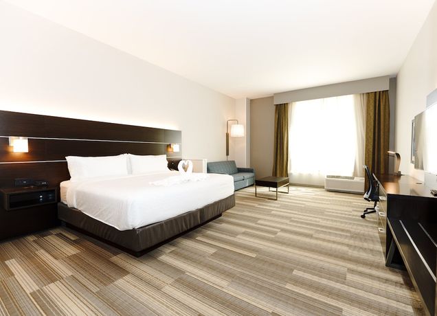 Imagen de la habitación del Hotel Holiday Inn Express And Suites Franklin - Berry Farms, An Ihg. Foto 13
