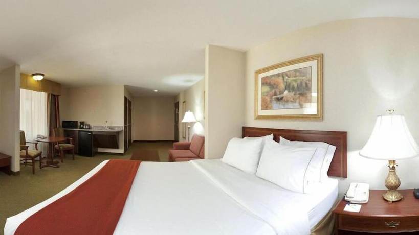 Imagen de la habitación del Hotel Holiday Inn Express And Suites Franklin-oil City, An Ihg. Foto 2