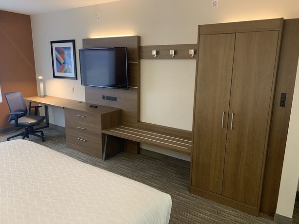 Imagen de la habitación del Hotel Holiday Inn Express And Suites Franklin-oil City, An Ihg. Foto 16