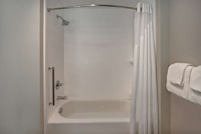 Imagen de la habitación del Hotel Holiday Inn Express And Suites Galveston Beach, an IHG. Foto 8