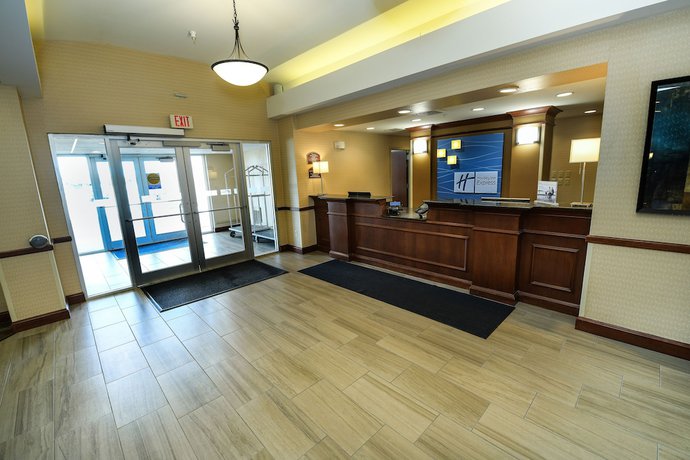 Imagen de los interiores del Hotel Holiday Inn Express And Suites Grand Forks, An Ihg. Foto 19