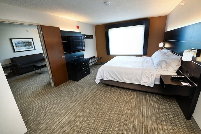 Imagen de la habitación del Hotel Holiday Inn Express And Suites Grand Forks, An Ihg. Foto 4
