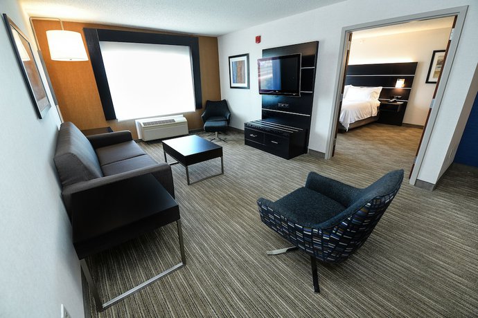 Imagen de la habitación del Hotel Holiday Inn Express And Suites Grand Forks, An Ihg. Foto 11