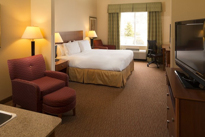 Imagen de la habitación del Hotel Holiday Inn Express And Suites Greensboro Airport Area, An Ihg. Foto 2