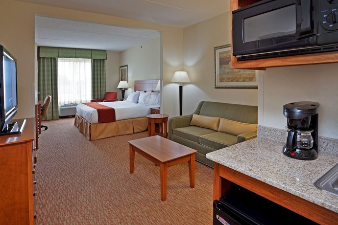 Imagen de la habitación del Hotel Holiday Inn Express And Suites Greensboro Airport Area, An Ihg. Foto 4