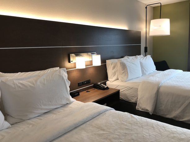 Imagen de la habitación del Hotel Holiday Inn Express And Suites Hannibal - Medical Center, an IHG. Foto 9