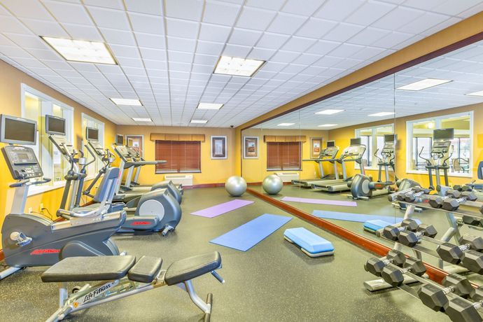 Imagen de los interiores del Hotel Holiday Inn Express And Suites Helena, An Ihg. Foto 16