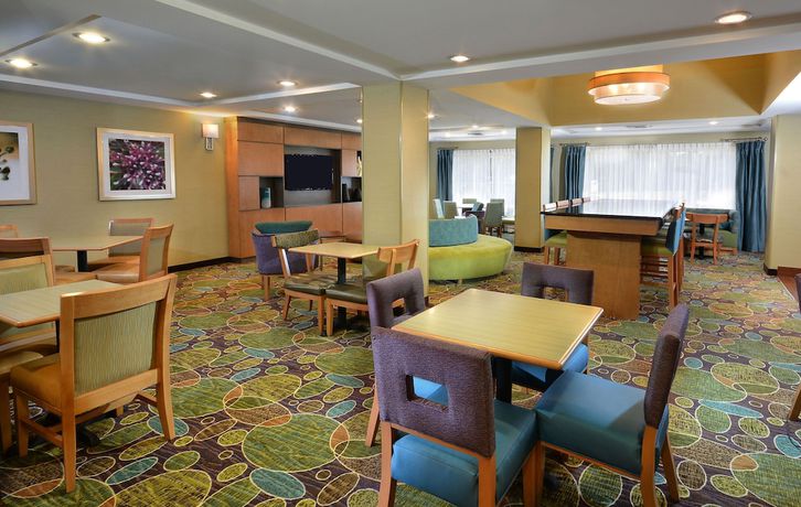 Imagen de los interiores del Hotel Holiday Inn Express And Suites High Point South, An Ihg. Foto 18