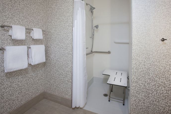 Imagen de la habitación del Hotel Holiday Inn Express And Suites Indianapolis Ne - Noblesville, An Ihg. Foto 6