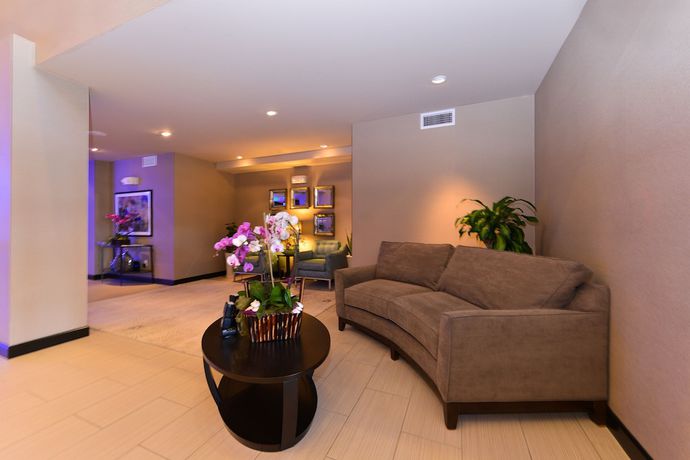 Imagen de los interiores del Hotel Holiday Inn Express And Suites Indio - Coachella Valley, An Ihg. Foto 15