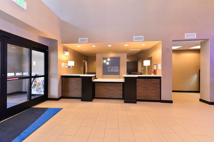 Imagen de los interiores del Hotel Holiday Inn Express And Suites Indio - Coachella Valley, An Ihg. Foto 18