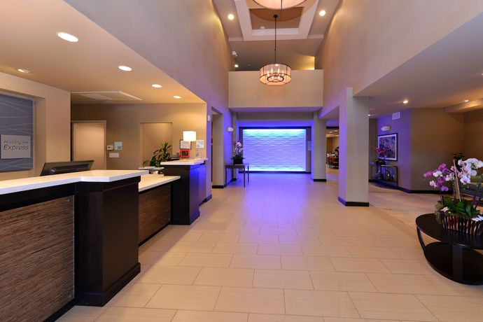 Imagen de los interiores del Hotel Holiday Inn Express And Suites Indio - Coachella Valley, An Ihg. Foto 20
