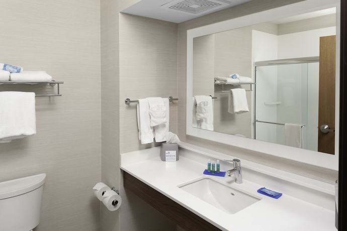 Imagen de la habitación del Hotel Holiday Inn Express And Suites Interstate 90, An Ihg. Foto 13
