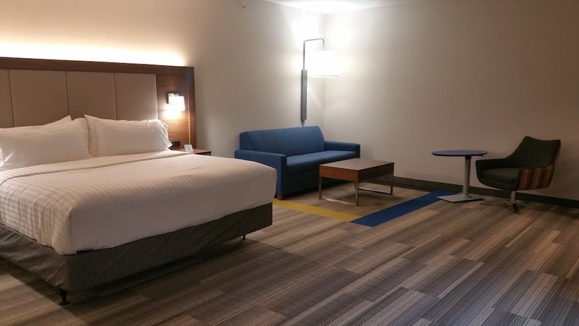 Imagen de la habitación del Hotel Holiday Inn Express And Suites Ithaca, An Ihg. Foto 6