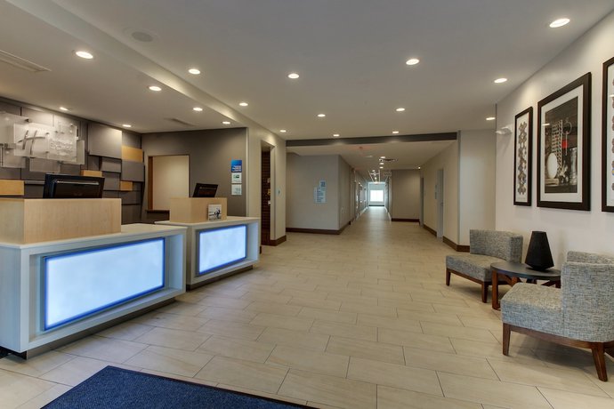 Imagen de los interiores del Hotel Holiday Inn Express And Suites Ithaca, An Ihg. Foto 17