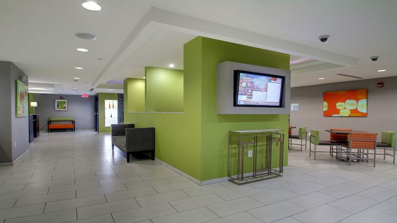 Imagen de los interiores del Hotel Holiday Inn Express And Suites Jackson Downtown - Coliseum, An Ihg. Foto 16