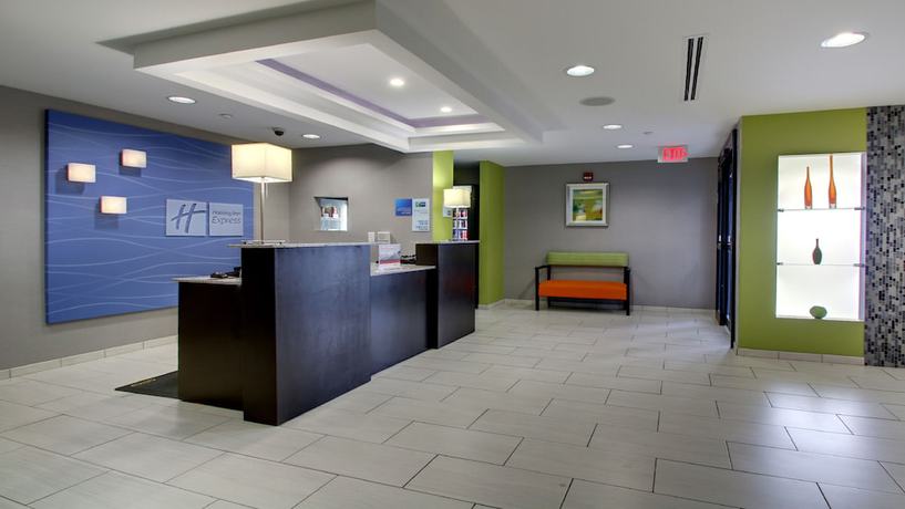 Imagen de los interiores del Hotel Holiday Inn Express And Suites Jackson Downtown - Coliseum, An Ihg. Foto 18