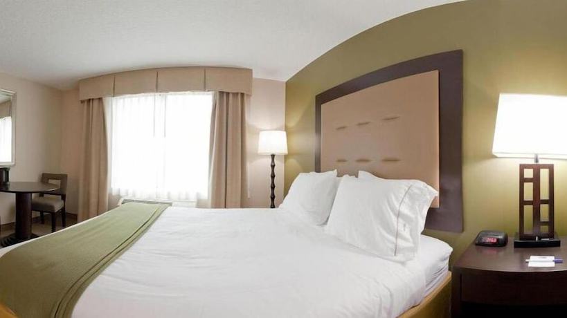 Imagen de la habitación del Hotel Holiday Inn Express And Suites Jacksonville-mayport/beach, An Ihg. Foto 10