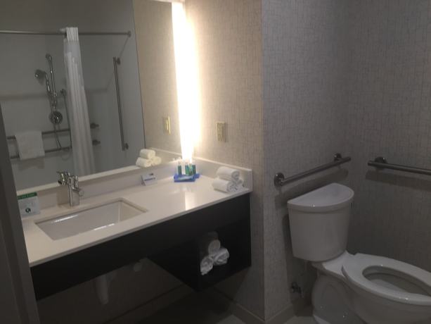 Imagen de la habitación del Hotel Holiday Inn Express And Suites Jersey City North - Hoboken, An Ihg. Foto 14