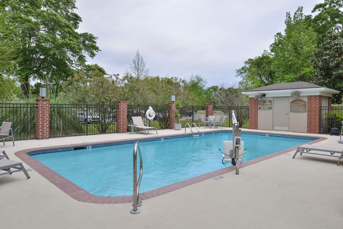 Imagen de la piscina del Hotel Holiday Inn Express And Suites Lafayette, An Ihg. Foto 20