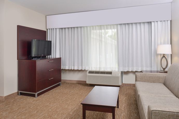 Imagen de la habitación del Hotel Holiday Inn Express And Suites Lafayette, An Ihg. Foto 13