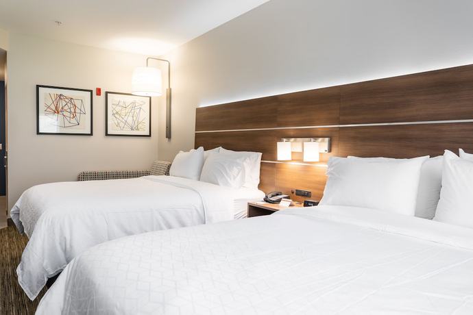 Imagen de la habitación del Hotel Holiday Inn Express And Suites Lake Forest, An Ihg. Foto 3