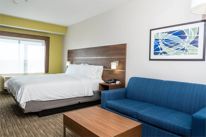 Imagen de la habitación del Hotel Holiday Inn Express And Suites Lake Forest, An Ihg. Foto 9